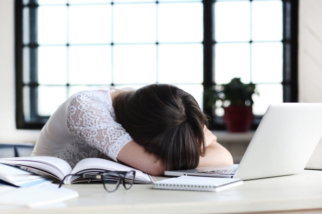 Diagnóstico de la apnea del sueño como lucha contra el absentismo laboral y prevención de riesgos laborales